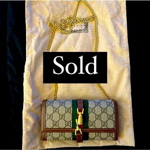 Gucci chain wallet